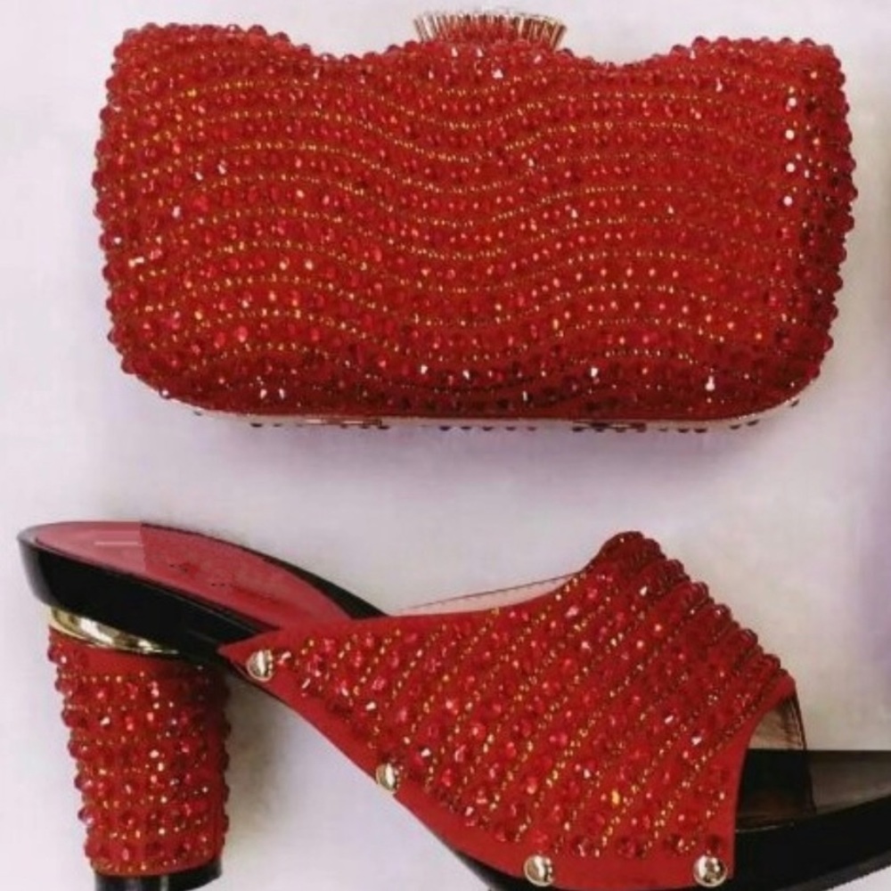 Meet your Posher, Esther